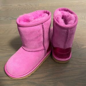 Ugg’s size 7 toddler brand new.